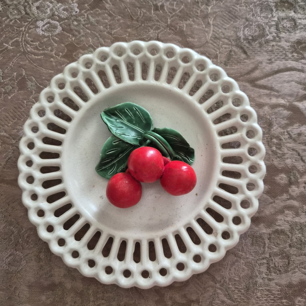 Vintage 3D Cherry Ceramic Wall Place Lace Edged
